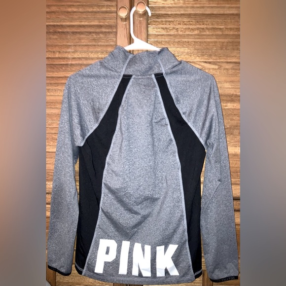 Victoria’s Secret PINK Ultimate Zip Up Sweatshirt - Picture 2 of 4